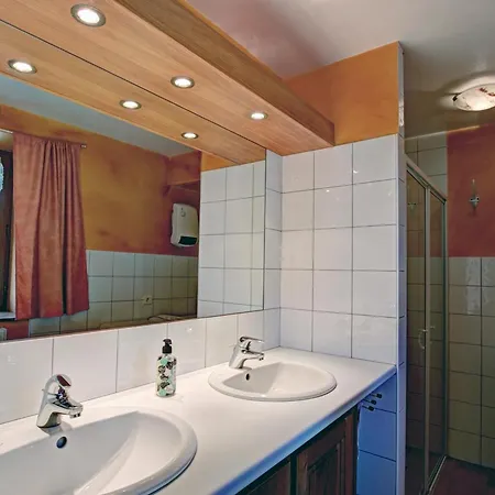 Authentique Et Confortable Pour 6 Dans Le Forez - Fr-1-496-16 Essertines-en-Châtelneuf